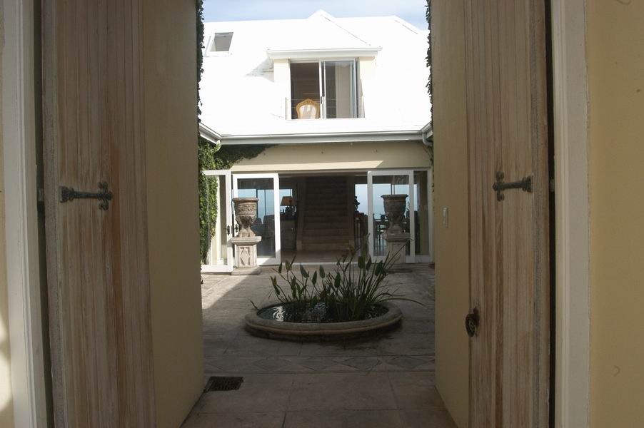 Courtyard of Front House